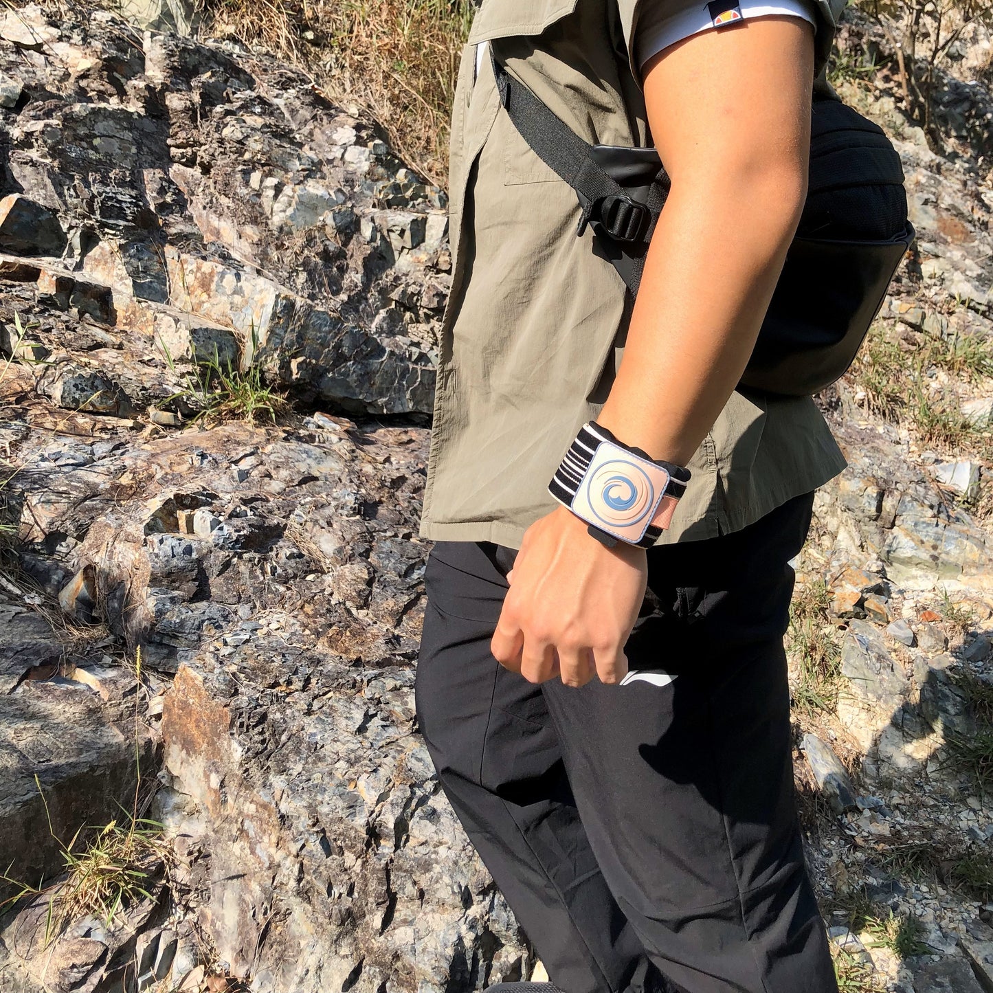 The Watertight Wristband Phone Pouch - Limited introductory offer: $9.95/unit (min 10 pcs) - stock ready now!-11